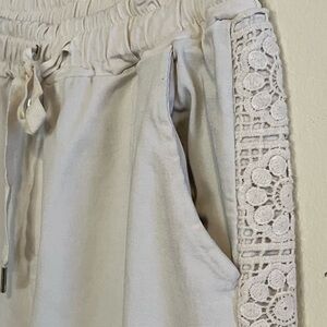 off white crochet trim pants sz S